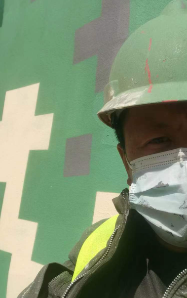 玉溪迷彩漆未完全固化；